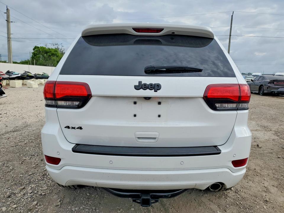 57000606 :رقم المزاد ، 1C4RJFAG2JC377125 vin ، 2018 Jeep Grand Cherokee مزاد بيع