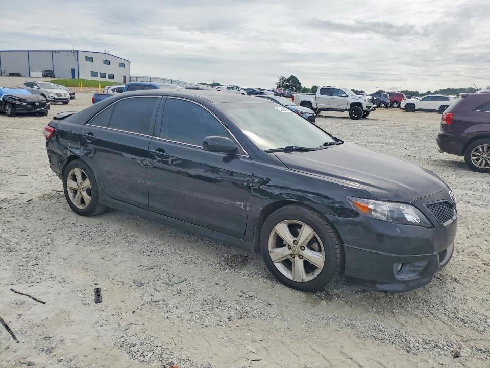 53693216 :رقم المزاد ، 4T1BF3EK7BU682305 vin ، 2011 Toyota Camry مزاد بيع