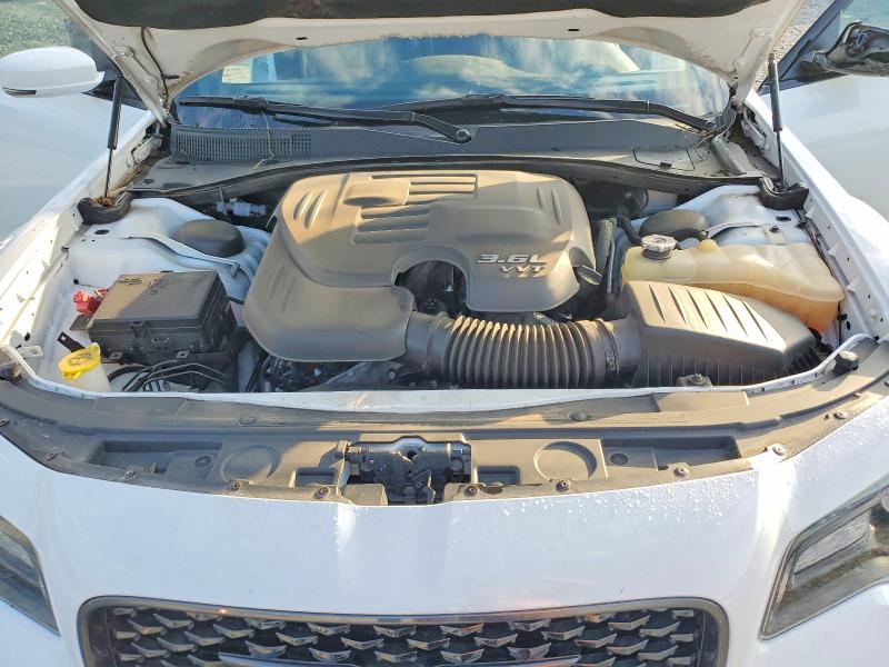 55360086 :رقم المزاد ، 2C3CCABG3MH511826 vin ، 2021 Chrysler 300 مزاد بيع