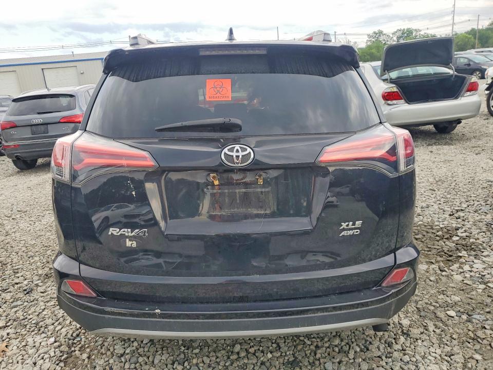 2017 Toyota Rav4 მანქანა იყიდება აუქციონზე, vin: 2T3RFREV2HW586433, აუქციონის ნომერი: 57537326