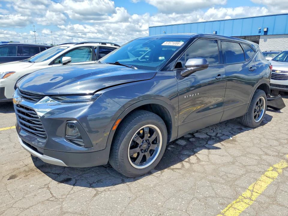 2021 Chevrolet Blazer მანქანა იყიდება აუქციონზე, vin: 3GNKBHR44MS585520, აუქციონის ნომერი: 57571086