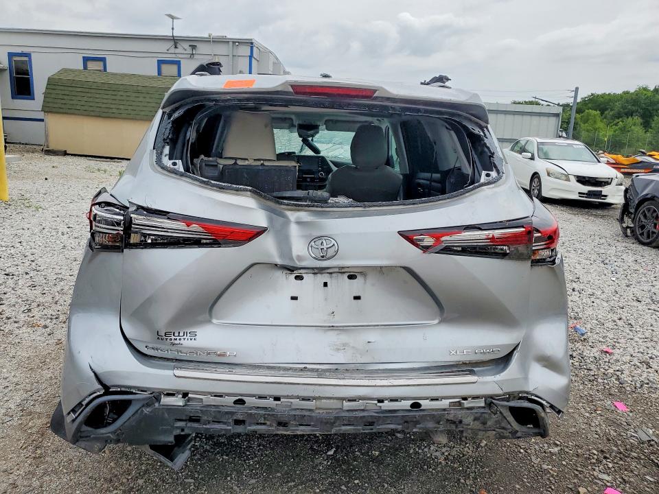 2022 Toyota Highlander მანქანა იყიდება აუქციონზე, vin: 5TDGZRBH9NS583233, აუქციონის ნომერი: 57903206