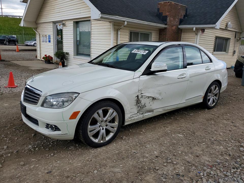 57641276 :رقم المزاد ، WDDGF81X79F198129 vin ، 2009 Mercedes-benz C مزاد بيع
