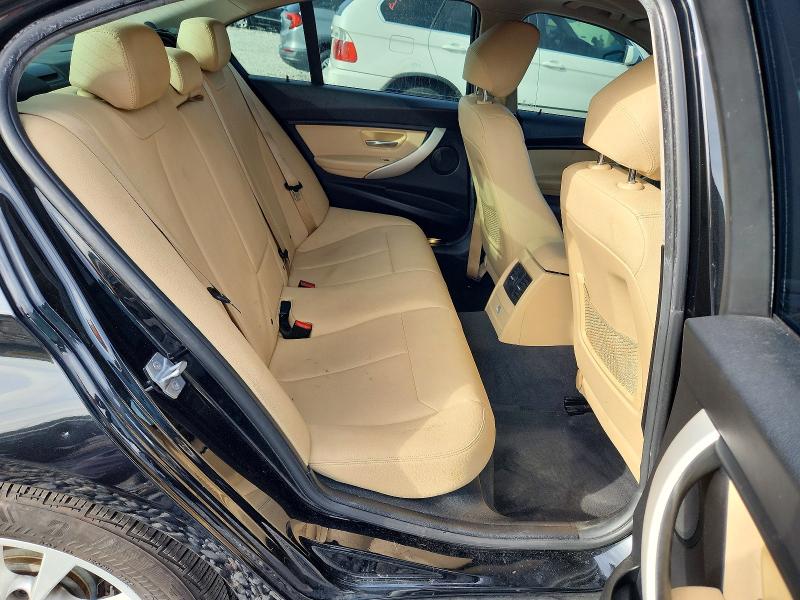 55709796 :رقم المزاد ، WBA8A9C5XJAH14726 vin ، 2018 Bmw 320 مزاد بيع