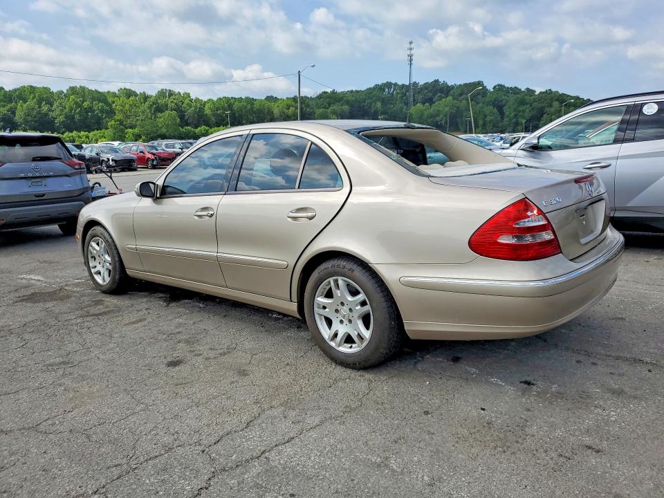 56067766 :رقم المزاد ، WDBUF65J63A110598 vin ، 2003 Mercedes-benz E مزاد بيع