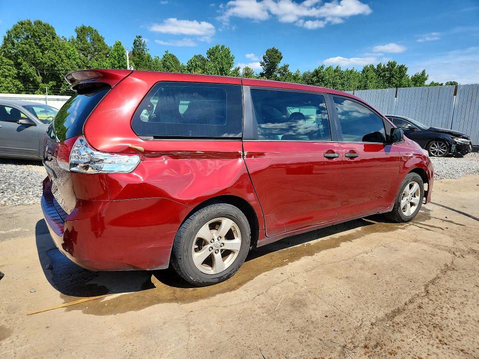 55891606 :رقم المزاد ، 5TDZK3DC9DS281841 vin ، 2013 Toyota Sienna مزاد بيع