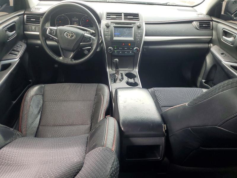 51982076 :رقم المزاد ، 4T1BF1FK1FU060534 vin ، 2015 Toyota Camry مزاد بيع