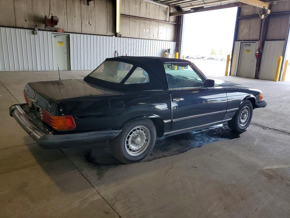 57668236 :رقم المزاد ، 10704412027650 vin ، 1975 Mercedes-benz 450 Sl مزاد بيع