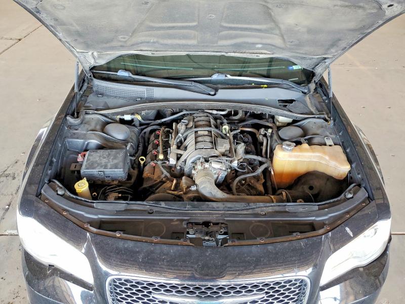 57546346 :رقم المزاد ، 2C3CCAET3FH848816 vin ، 2015 Chrysler 300c مزاد بيع