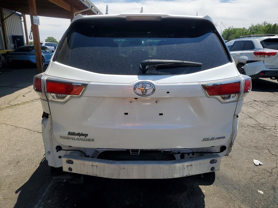 Продаж на аукціоні авто 2016 Toyota Highlander, vin: 5TDJKRFH2GS313722, номер лоту: 56598186