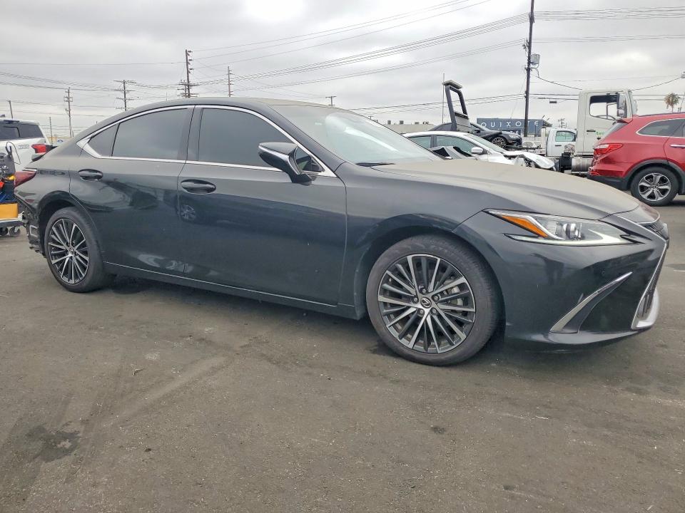 2024 Lexus Es 300h მანქანა იყიდება აუქციონზე, vin: 58ADA1C11RU053227, აუქციონის ნომერი: 58128016