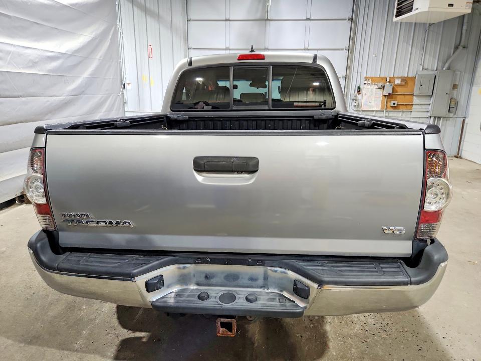 Продажа на аукционе авто 2015 Toyota Tacoma, vin: 3TMLU4EN4FM203850, номер лота: 56681996