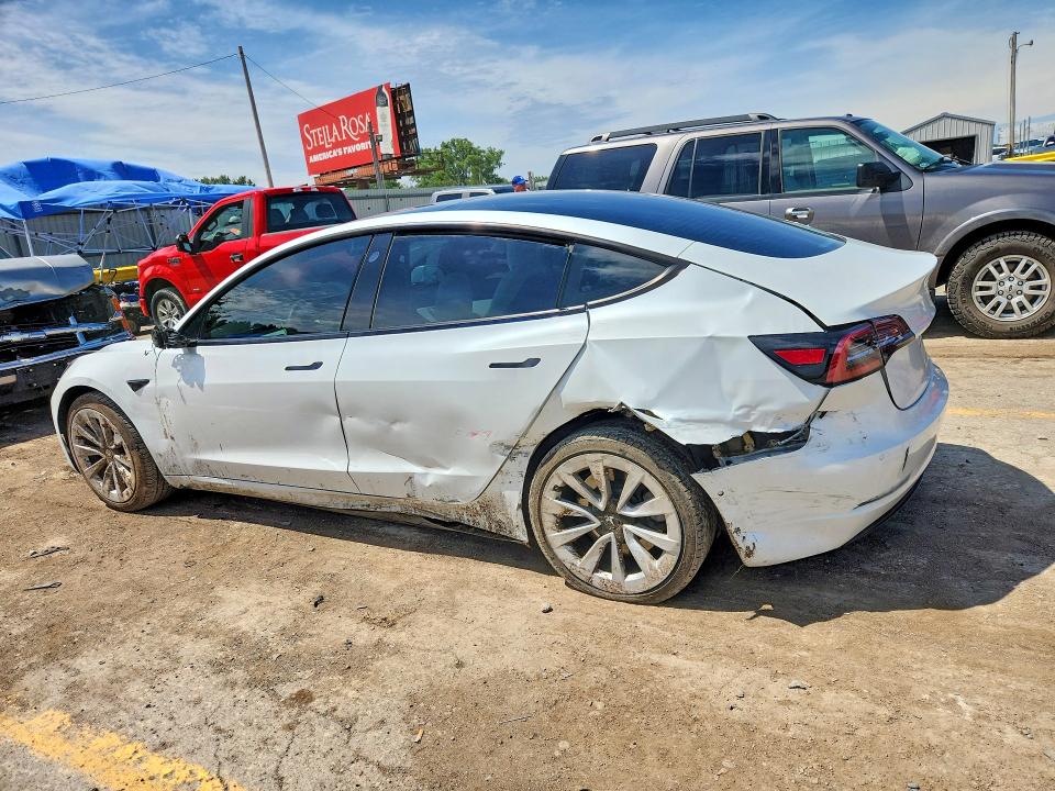 2021 Tesla Model 3 მანქანა იყიდება აუქციონზე, vin: 5YJ3E1EA2MF870099, აუქციონის ნომერი: 55693136