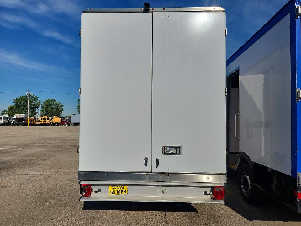 55606086 :رقم المزاد ، 1FDBW5Z89NKA31686 vin ، 2022 Ford Transit مزاد بيع
