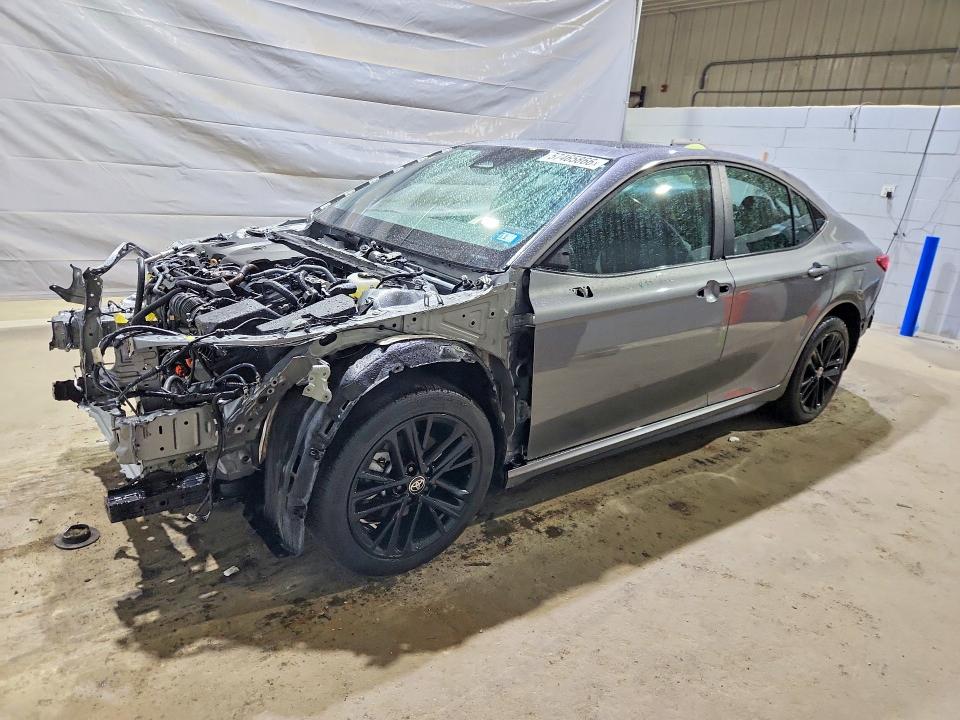 Auction sale of the 2025 Toyota Camry, vin: 4T1DBADK3SU535036, lot number: 57465866