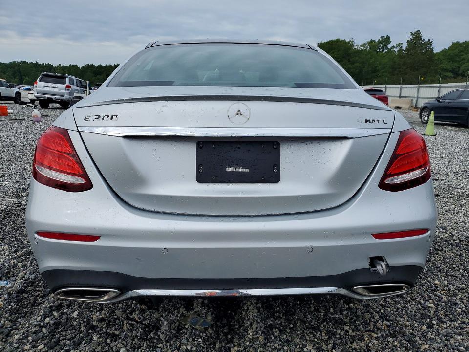 Продажа на аукционе авто 2017 Mercedes-benz E, vin: WDDZF4KBXHA050024, номер лота: 55543706