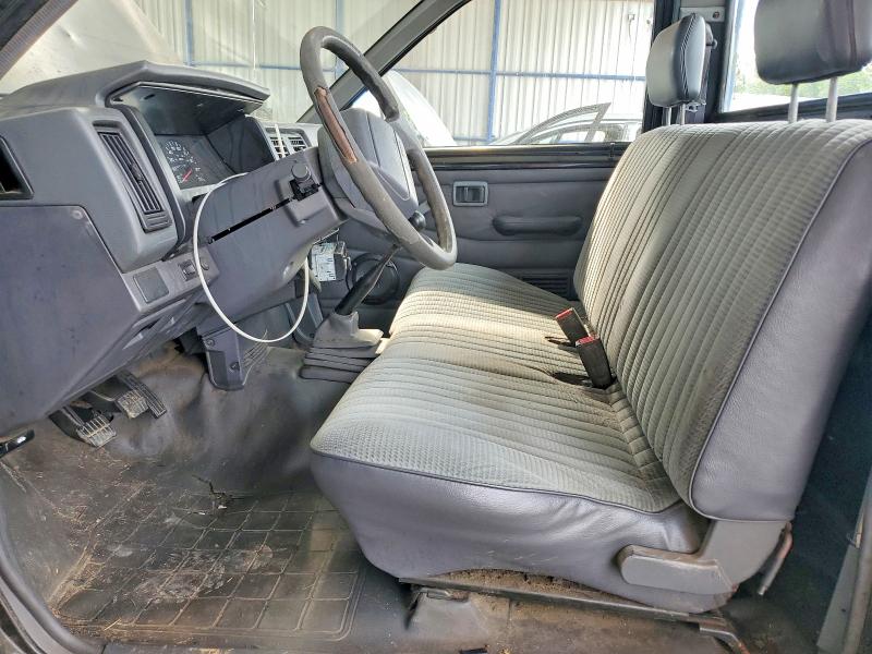 58784796 :رقم المزاد ، 1N6SD11S8PC377796 vin ، 1993 Nissan Truck مزاد بيع