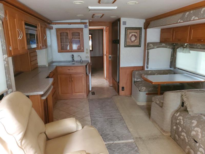 2005 Workhorse Custom Chassis Motorhome Chassis მანქანა იყიდება აუქციონზე, vin: 5B4MP67G353407910, აუქციონის ნომერი: 52824196