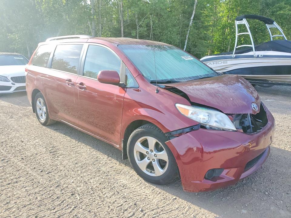 Продаж на аукціоні авто 2014 Toyota Sienna, vin: 5TDKK3DC0ES490551, номер лоту: 58043436