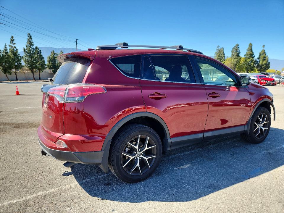 Продаж на аукціоні авто 2018 Toyota Rav4, vin: JTMNFREV7JD127688, номер лоту: 57006246