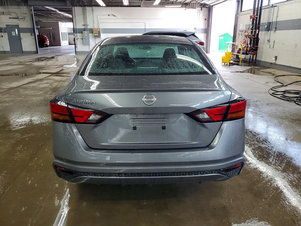 56484836 :رقم المزاد ، 1N4BL4BV0PN376989 vin ، 2023 Nissan Altima مزاد بيع