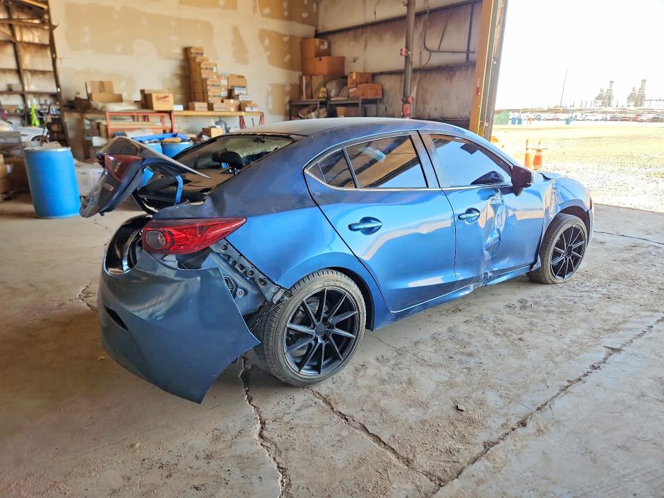 55462016 :رقم المزاد ، JM1BN1V76H1105234 vin ، 2017 Mazda 3 مزاد بيع