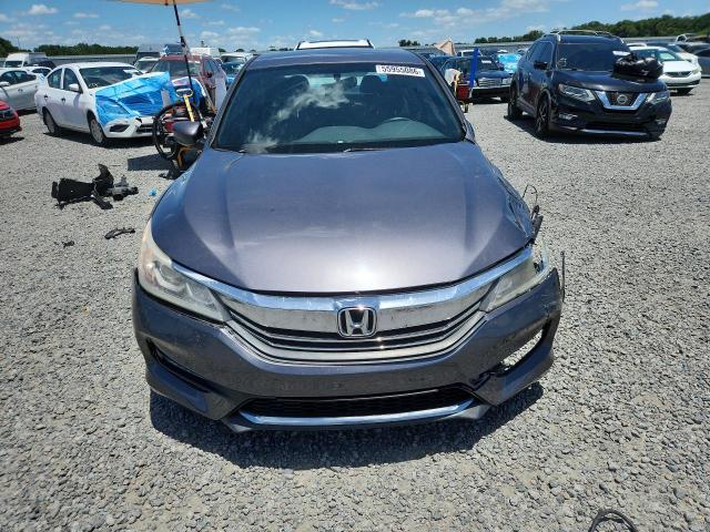 Продажа на аукционе авто 2017 Honda Accord, vin: 1HGCR2F52HA180297, номер лота: 55955086