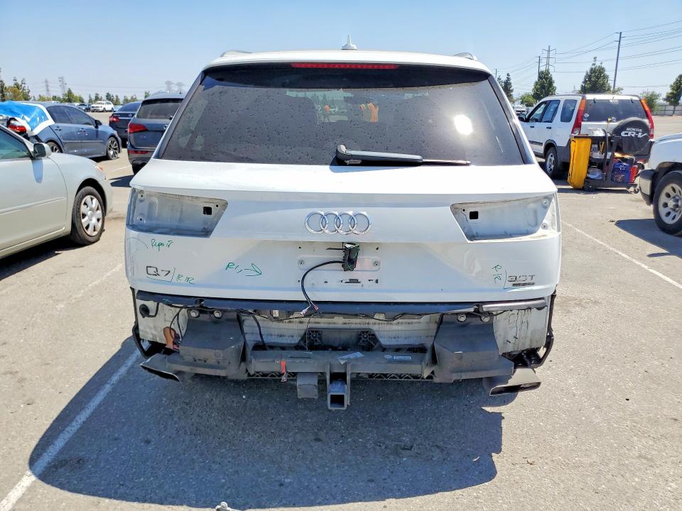 59168576 :رقم المزاد ، WA1LAAF78HD003392 vin ، 2017 Audi Q7 مزاد بيع