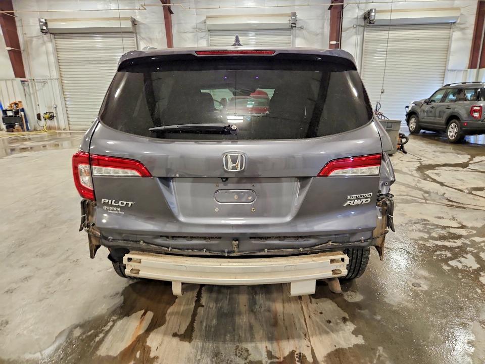 Продажа на аукционе авто 2019 Honda Pilot, vin: 5FNYF6H6XKB007068, номер лота: 56969786