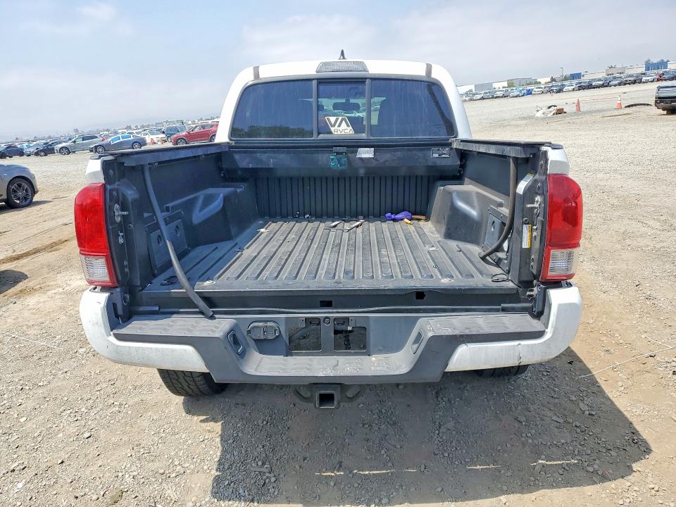 55974426 :رقم المزاد ، 3TMAZ5CN1GM003379 vin ، 2016 Toyota Tacoma مزاد بيع