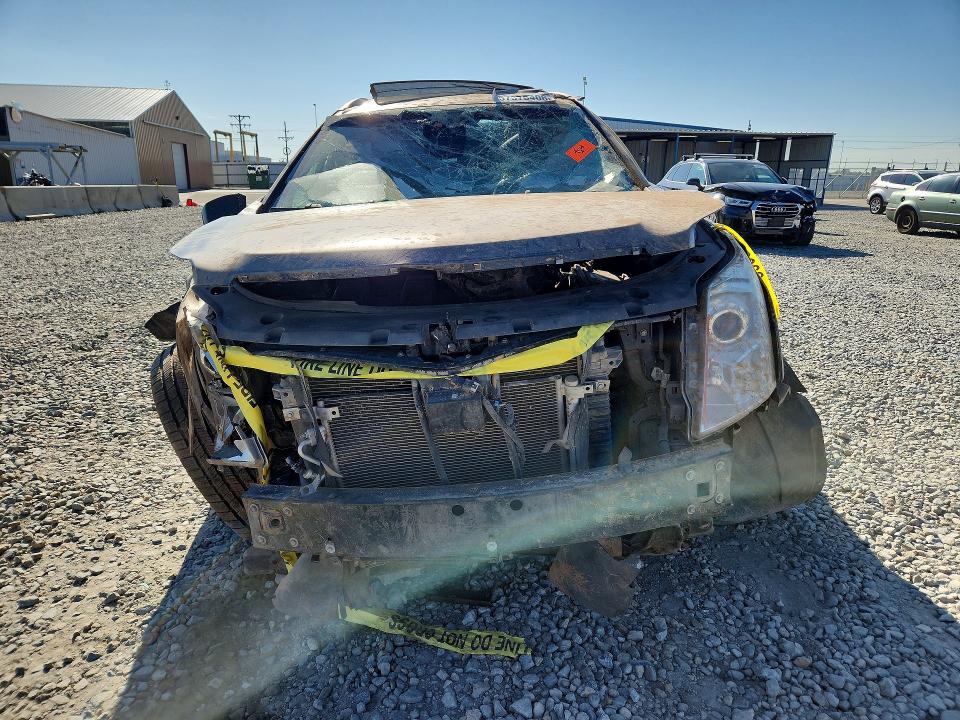 57373406 :رقم المزاد ، 3GYFNEE30FS550273 vin ، 2015 Cadillac Srx مزاد بيع