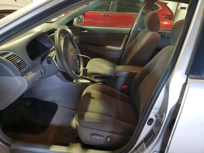 55772006 :رقم المزاد ، 4T1BE32K95U567331 vin ، 2005 Toyt Camry مزاد بيع