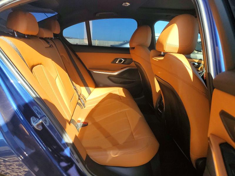 56517706 :رقم المزاد ، 3MW69FF04R8D87873 vin ، 2024 Bmw 330i مزاد بيع