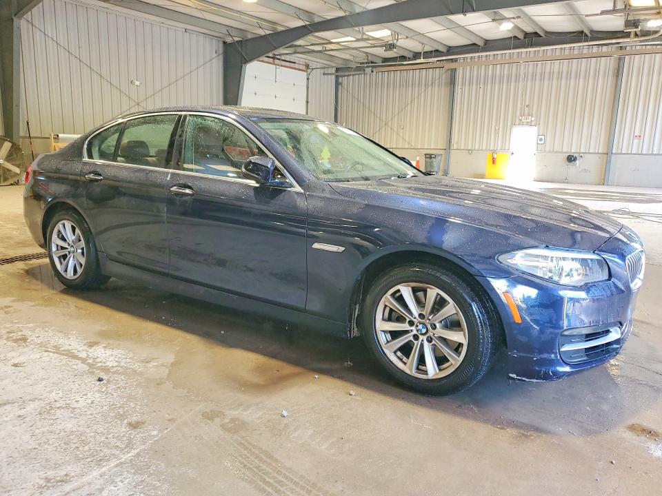 57714586 :رقم المزاد ، WBA5A7C51ED619013 vin ، 2014 Bmw 528 مزاد بيع