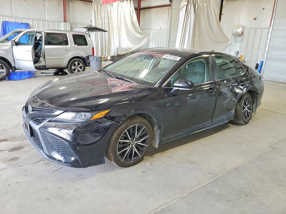 56282306 :رقم المزاد ، 4T1G11BK7PU086292 vin ، 2023 Toyota Camry مزاد بيع