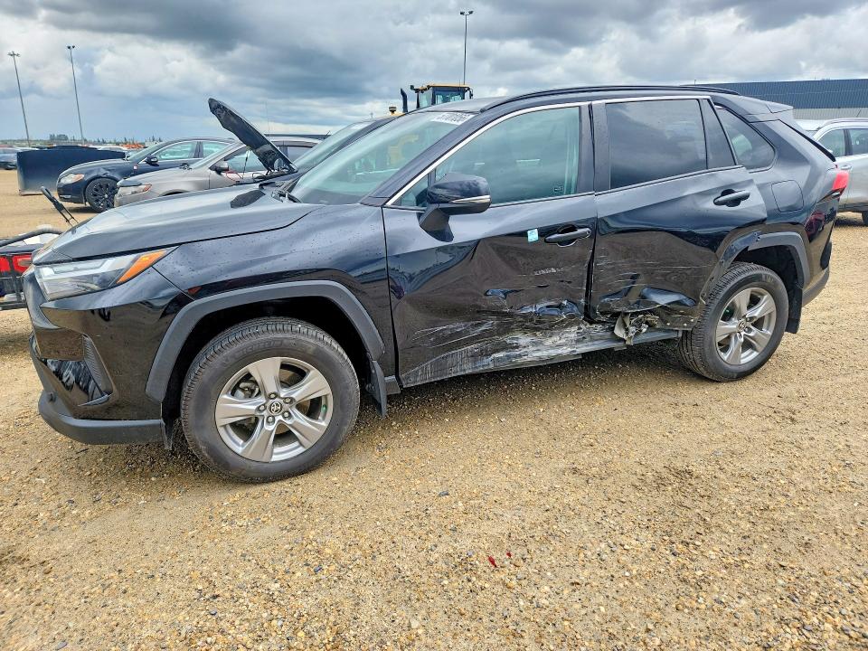 Продажа на аукционе авто 2022 Toyota Rav4, vin: 2T3R1RFV7NW250270, номер лота: 57701056