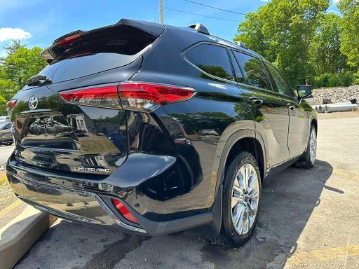 Продаж на аукціоні авто 2023 Toyota Highlander, vin: 5TDKDRBH4PS001390, номер лоту: 52716876