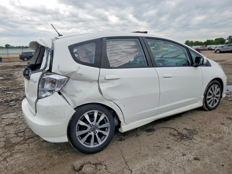 58431026 :رقم المزاد ، JHMGE8H50DC043996 vin ، 2013 Honda Fit مزاد بيع