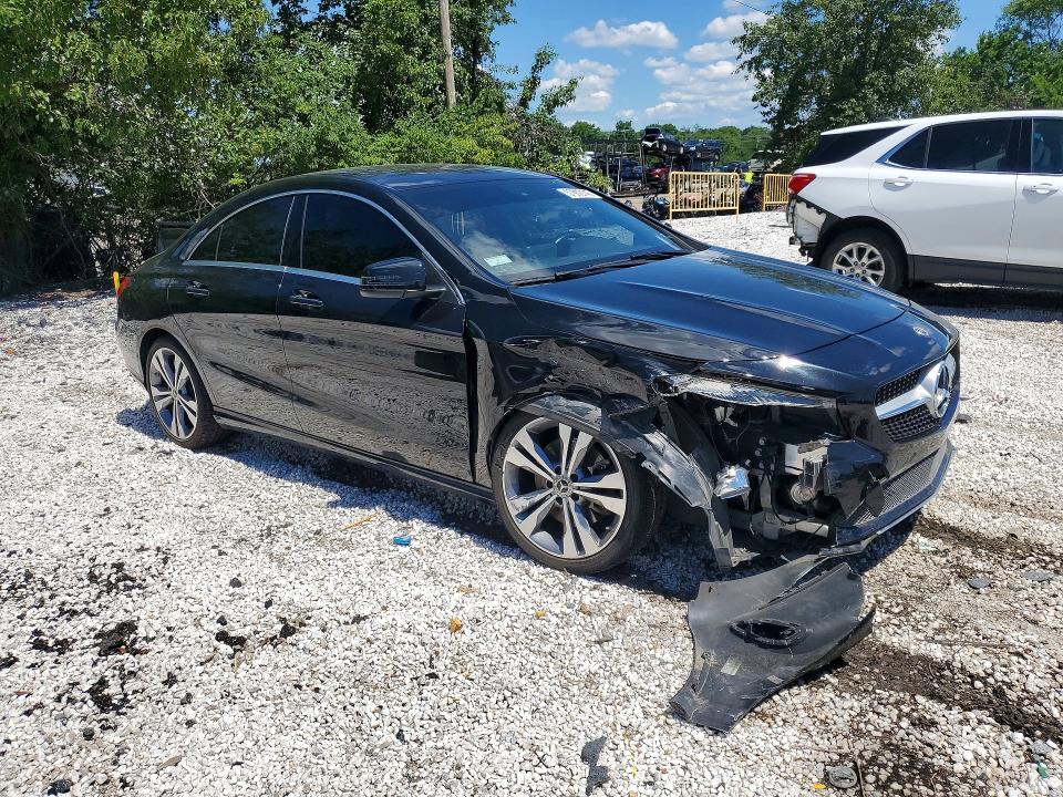 57912146 :رقم المزاد ، WDDSJ4EB8JN658814 vin ، 2018 Mercedes-benz Cla مزاد بيع
