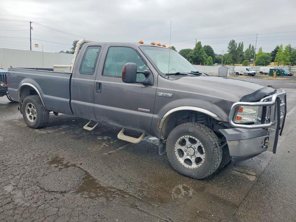 56627206 :رقم المزاد ، 1FTSX21P06ED40904 vin ، 2006 Ford F250 مزاد بيع