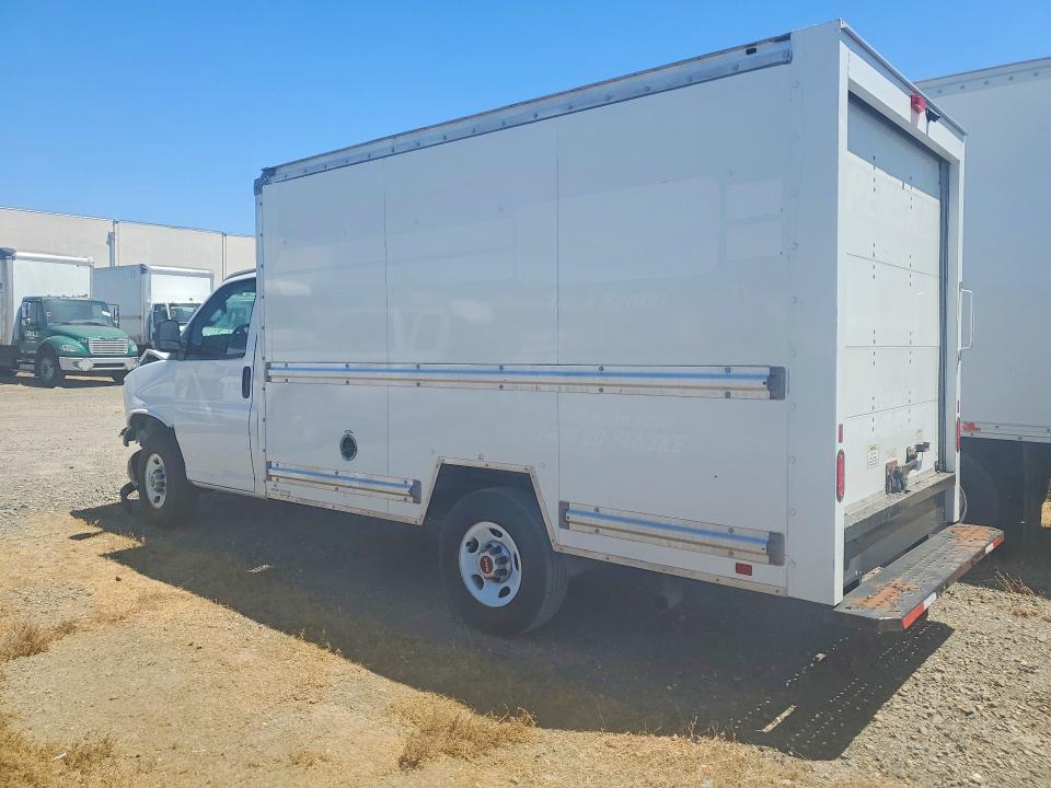 2022 Gmc Savana მანქანა იყიდება აუქციონზე, vin: 1GD07RFP7N1165352, აუქციონის ნომერი: 57356916