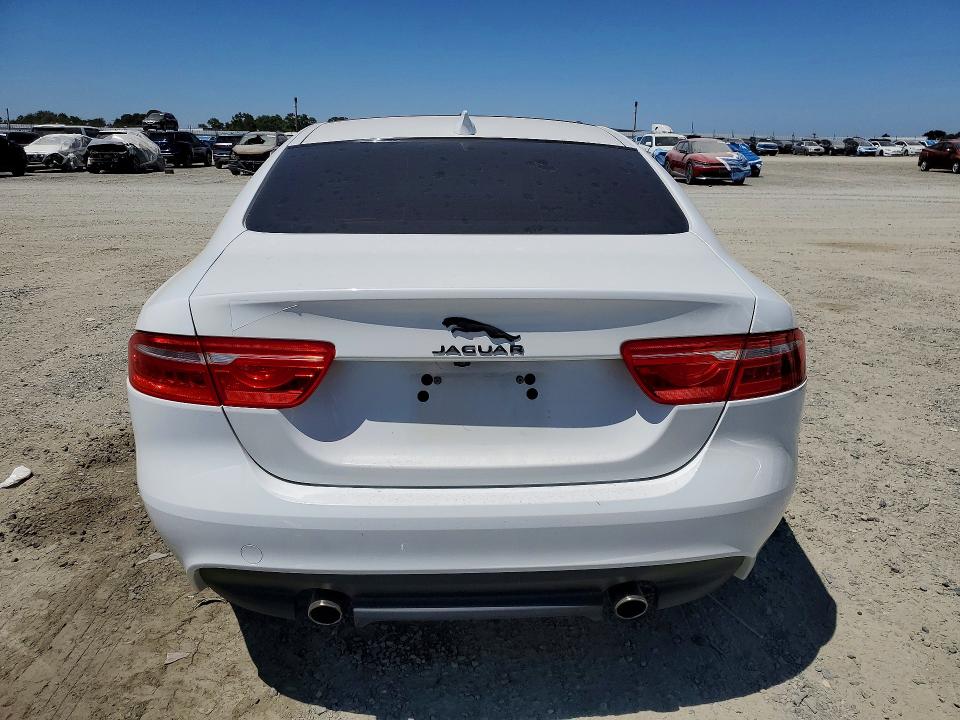 2018 Jaguar Xe მანქანა იყიდება აუქციონზე, vin: SAJAR4FX7JCP38885, აუქციონის ნომერი: 56532036
