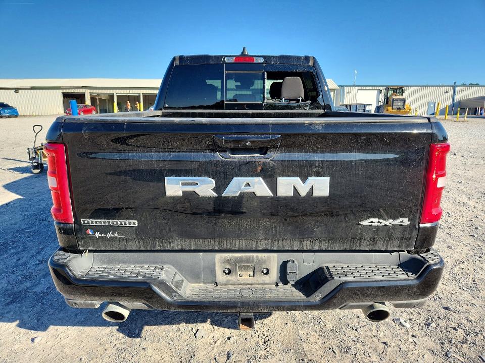 56032146 :رقم المزاد ، 1C6SRFFP6SN544876 vin ، 2025 Ram 1500 مزاد بيع