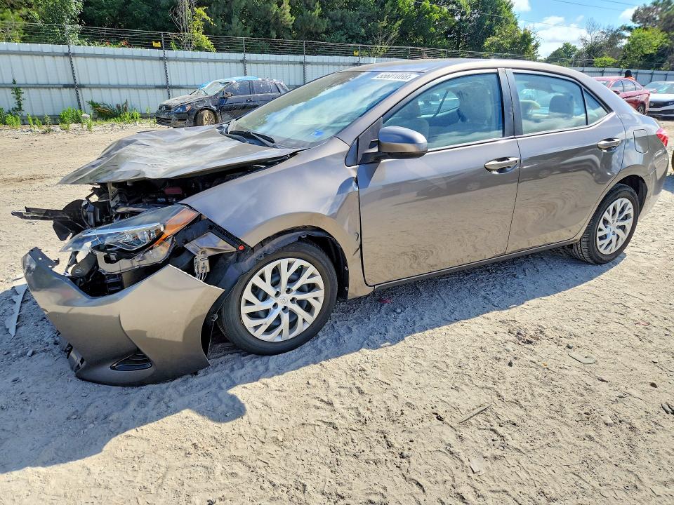 Продажа на аукционе авто 2018 Toyota Corolla, vin: 2T1BURHE9JC090631, номер лота: 55601086