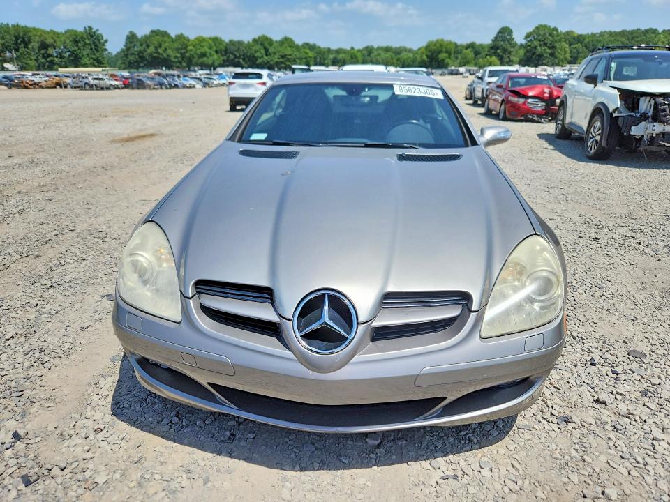 Aukcja sprzedaży 2005 Mercedes-benz Slk, vin: WDBWK56FX5F040702, numer aukcji: 85623305