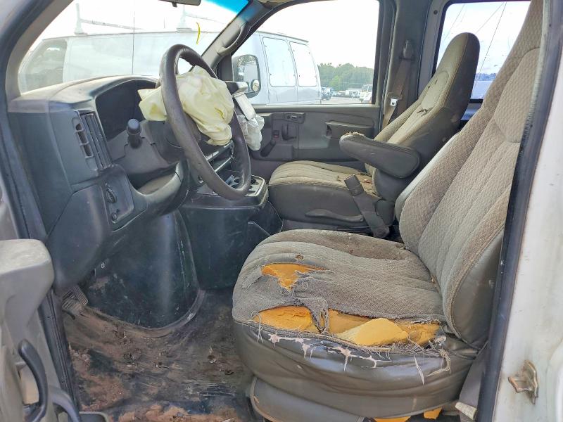 56563426 :رقم المزاد ، 1GCFG29T151113410 vin ، 2005 Chevrolet Express 2500 مزاد بيع