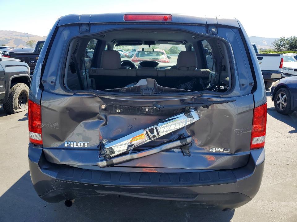 57503536 :رقم المزاد ، 5FNYF4H27FB037863 vin ، 2015 Honda Pilot مزاد بيع