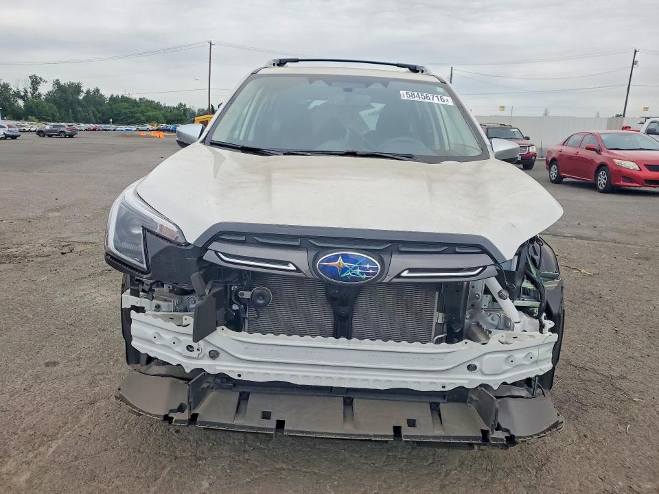Продажа на аукционе авто 2023 Subaru Forester, vin: JF2SKARC4PH424915, номер лота: 58456716