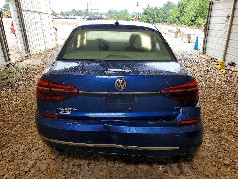 58910816 :رقم المزاد ، 1VWBT7A33HC008084 vin ، 2017 Volkswagen Passat مزاد بيع