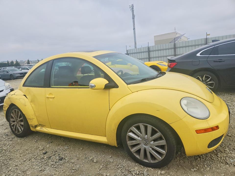 2008 Volkswagen New Beetle მანქანა იყიდება აუქციონზე, vin: 3VWRG31CX8M501979, აუქციონის ნომერი: 55956806